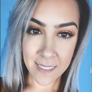 Meet your Posher, Alma